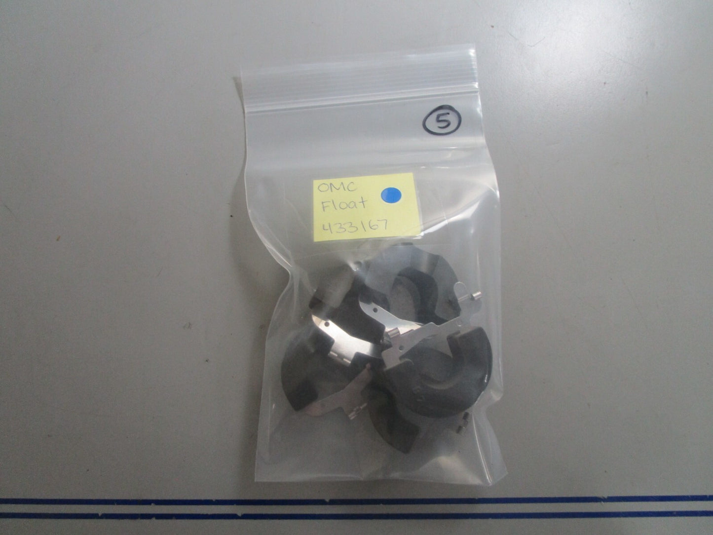 *NEW OEM* 0810 OMC Johnson Evinrude Float 433167 0433167