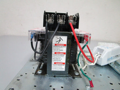 NEW OEM 9070TF150D1 Square D 0.15KVA 50/60Hz Industrial Control Transformer 0720
