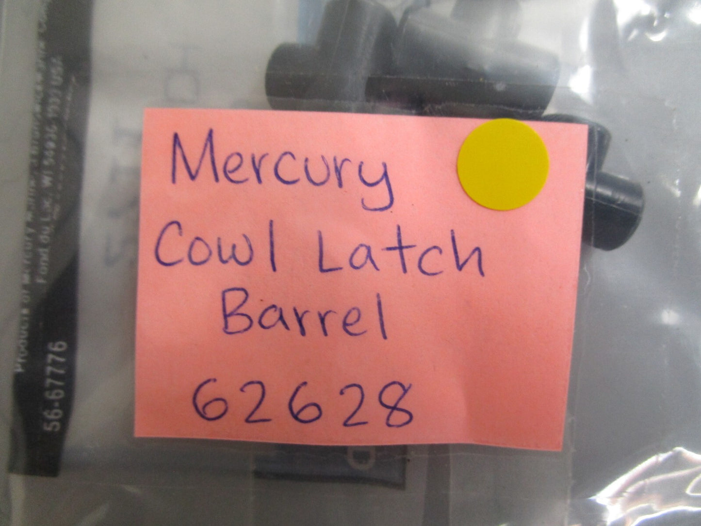 *NEW OEM* 0810 Mercury Quicksilver Cowl Latch Barrel 62628