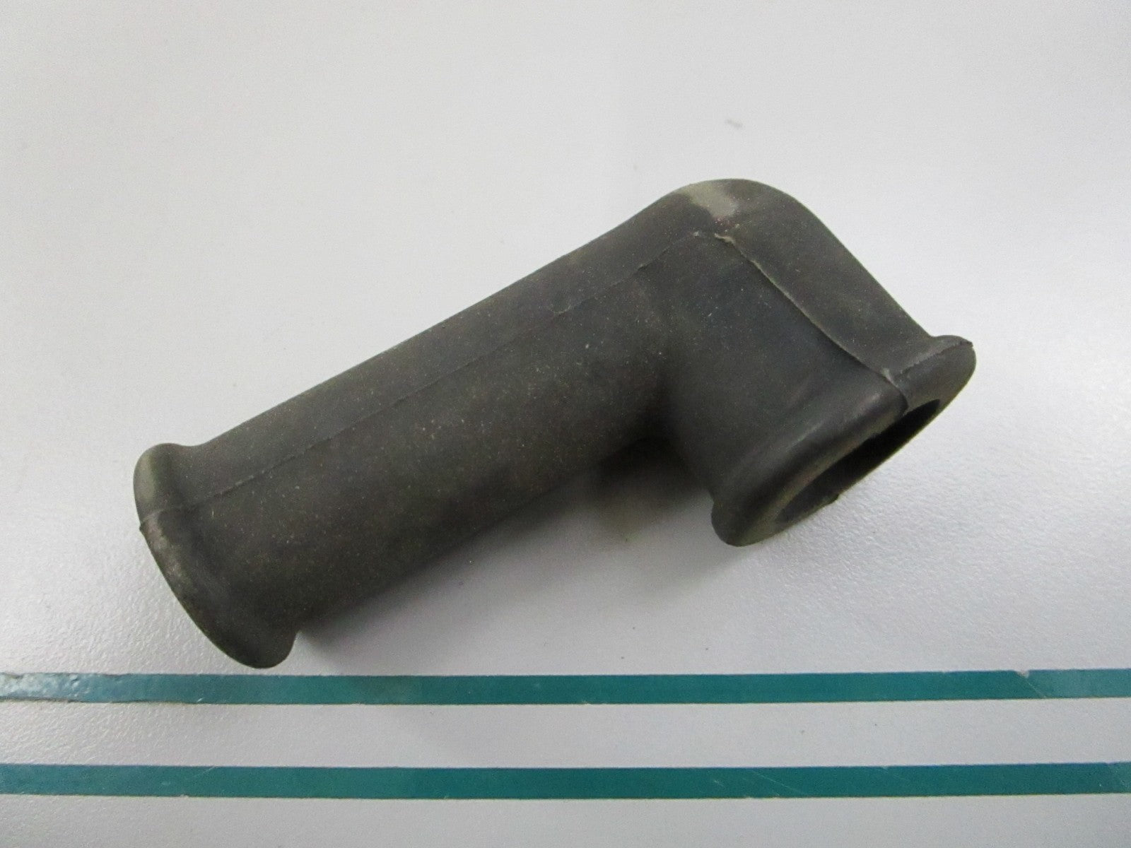 NEW OEM 6150160081 Mercedes-Benz Molded Hose 0810