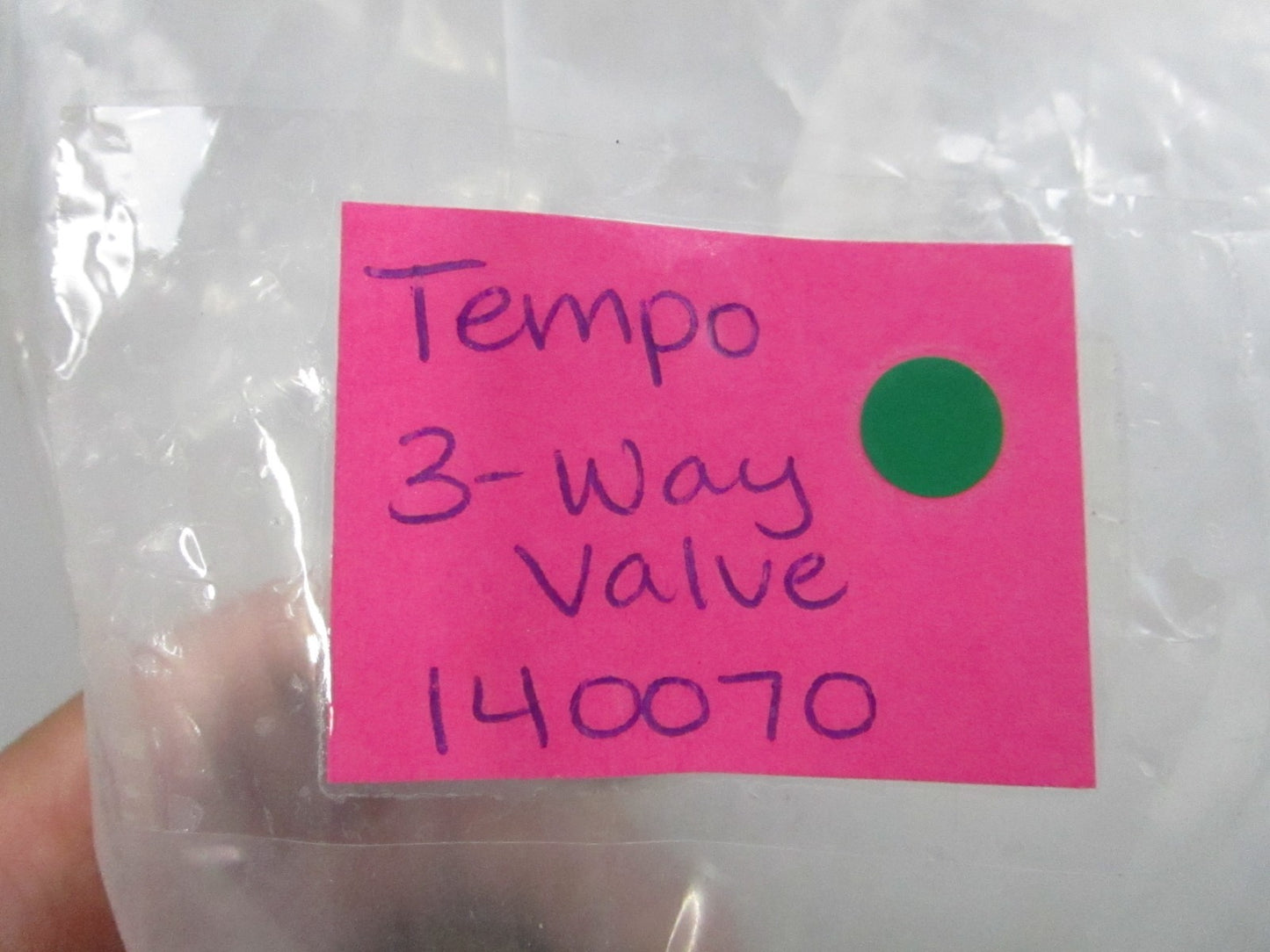 Tempo NEW Three Way Valve 3/8" NPT Brass Detent 140070 312WV3 NOS 0810