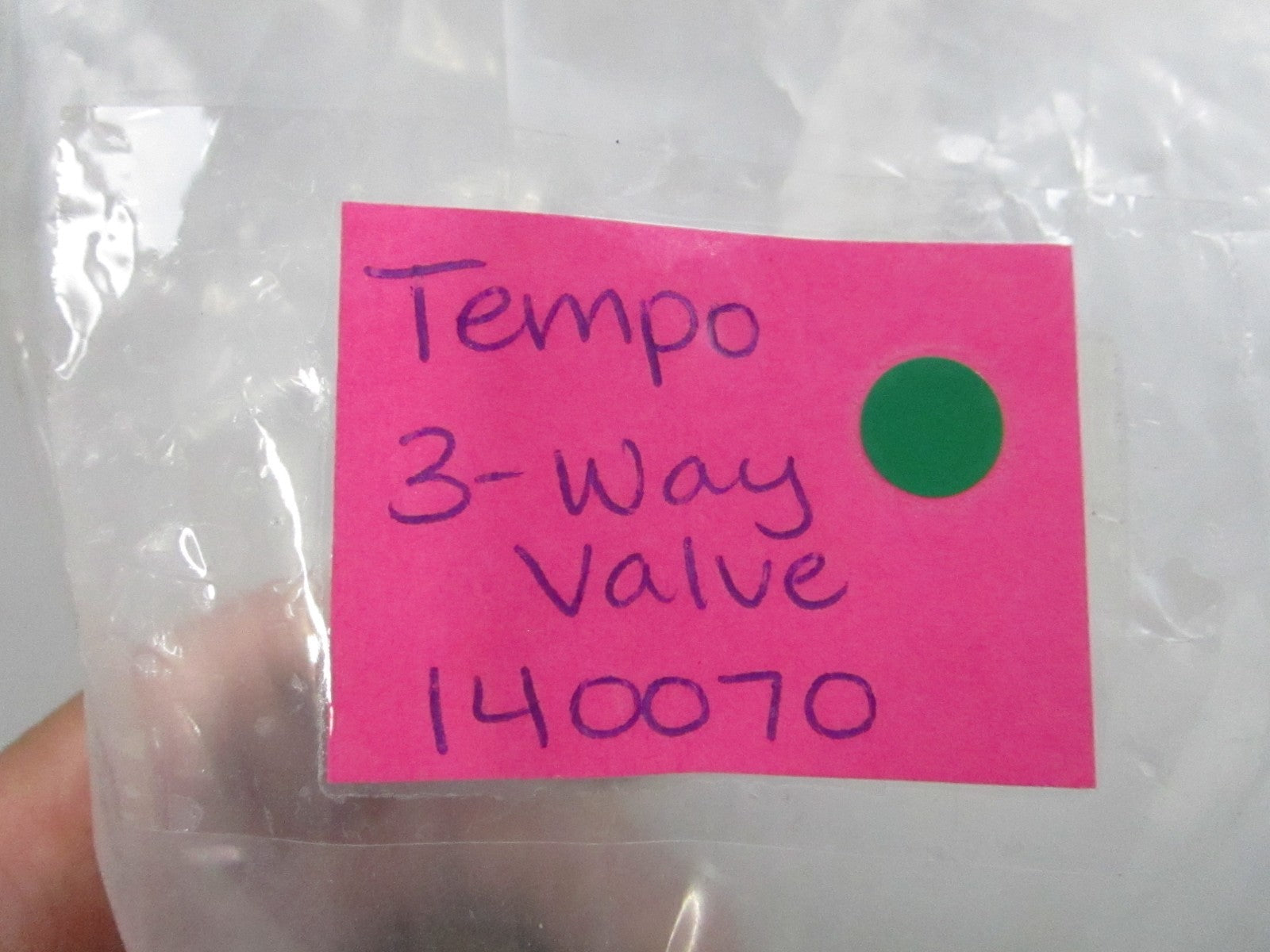 Tempo NEW Three Way Valve 3/8" NPT Brass Detent 140070 312WV3 NOS 0810