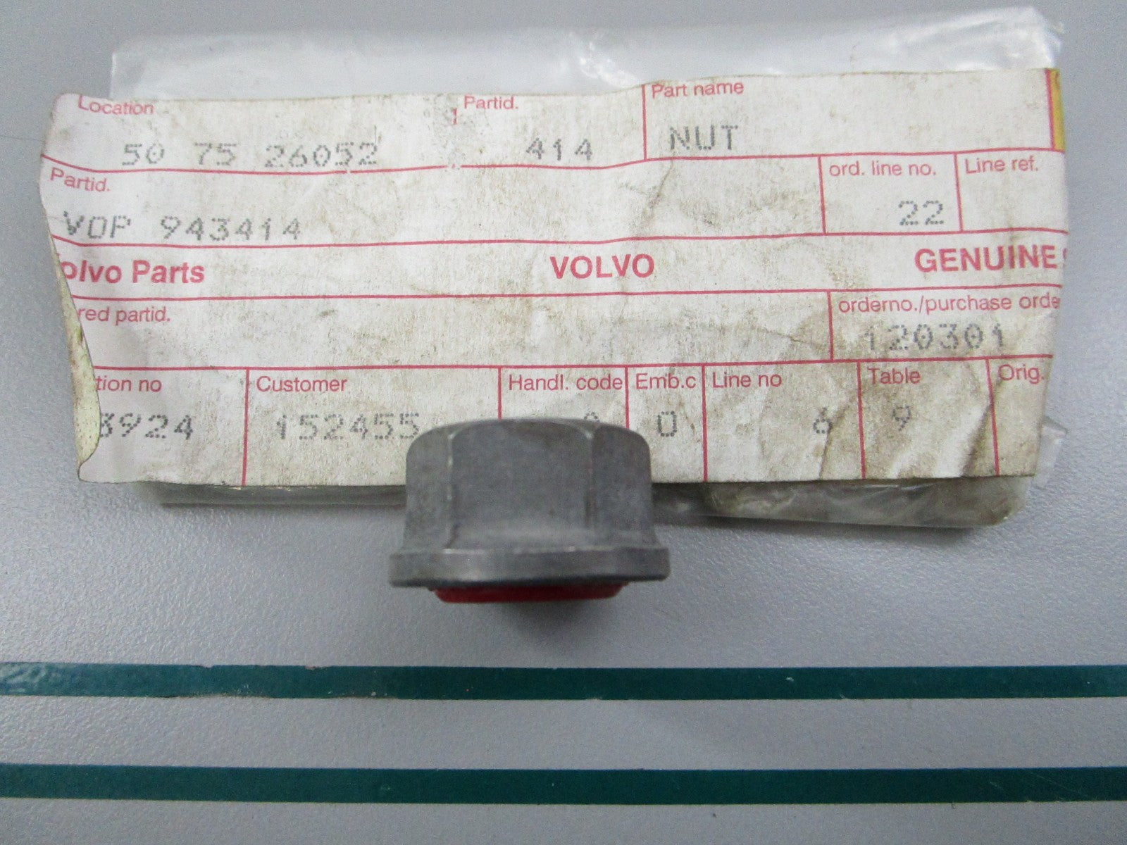 NEW OEM 943414 Volvo Penta Nut 0810