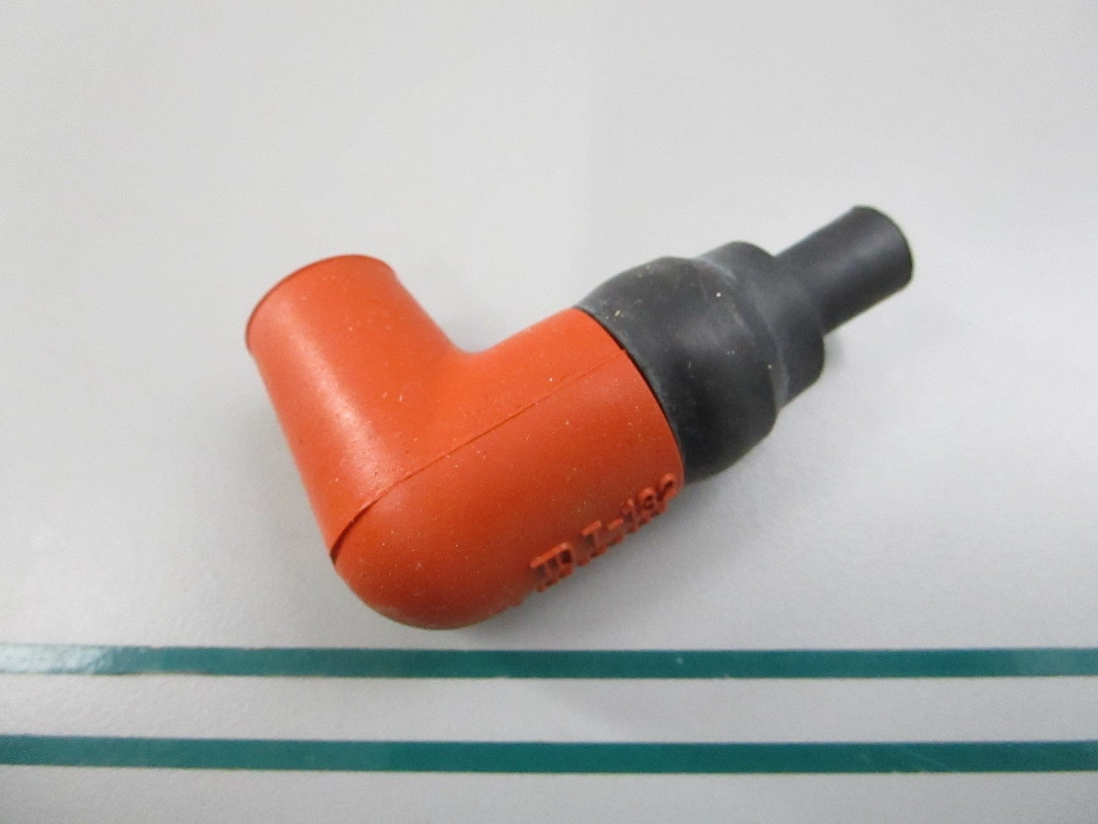 NEW OEM 6E3-82370-21-00 Yamaha Spark Plug Cap 0810