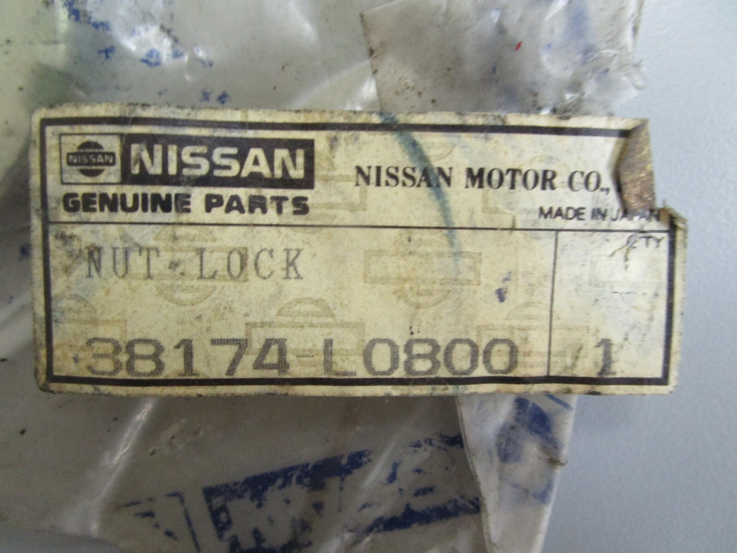 *NEW OEM* 0820 Nissan Lock Nut 38174-L0800