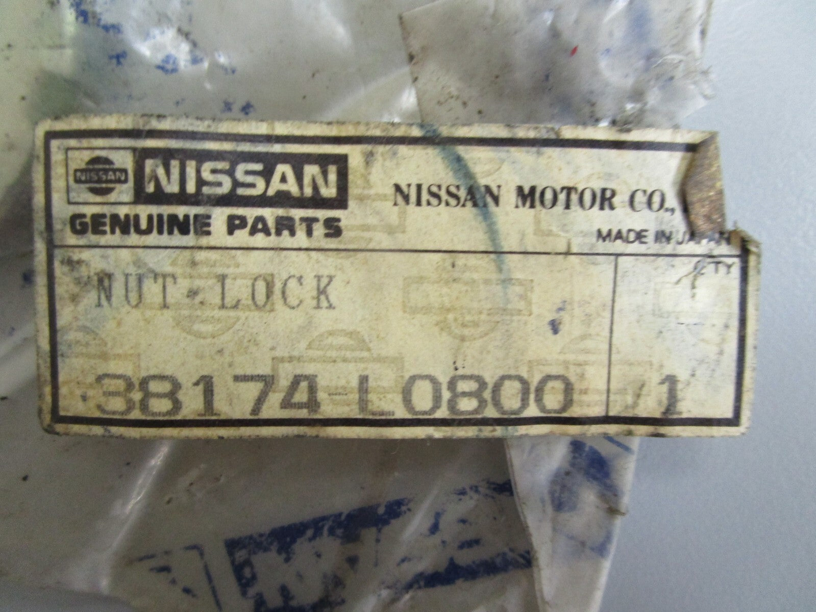 *NEW OEM* 0820 Nissan Lock Nut 38174-L0800
