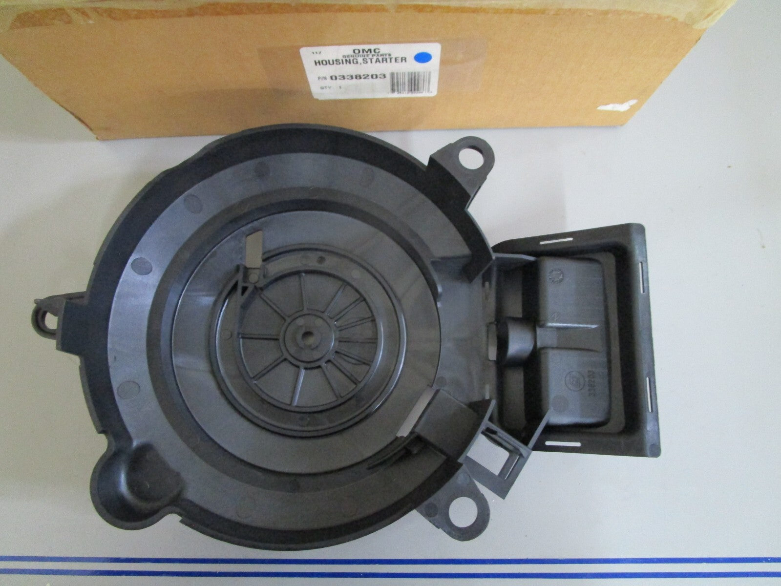 *NEW OEM* 0820 OMC Johnson Evinrude Starter Housing 338203 0338203
