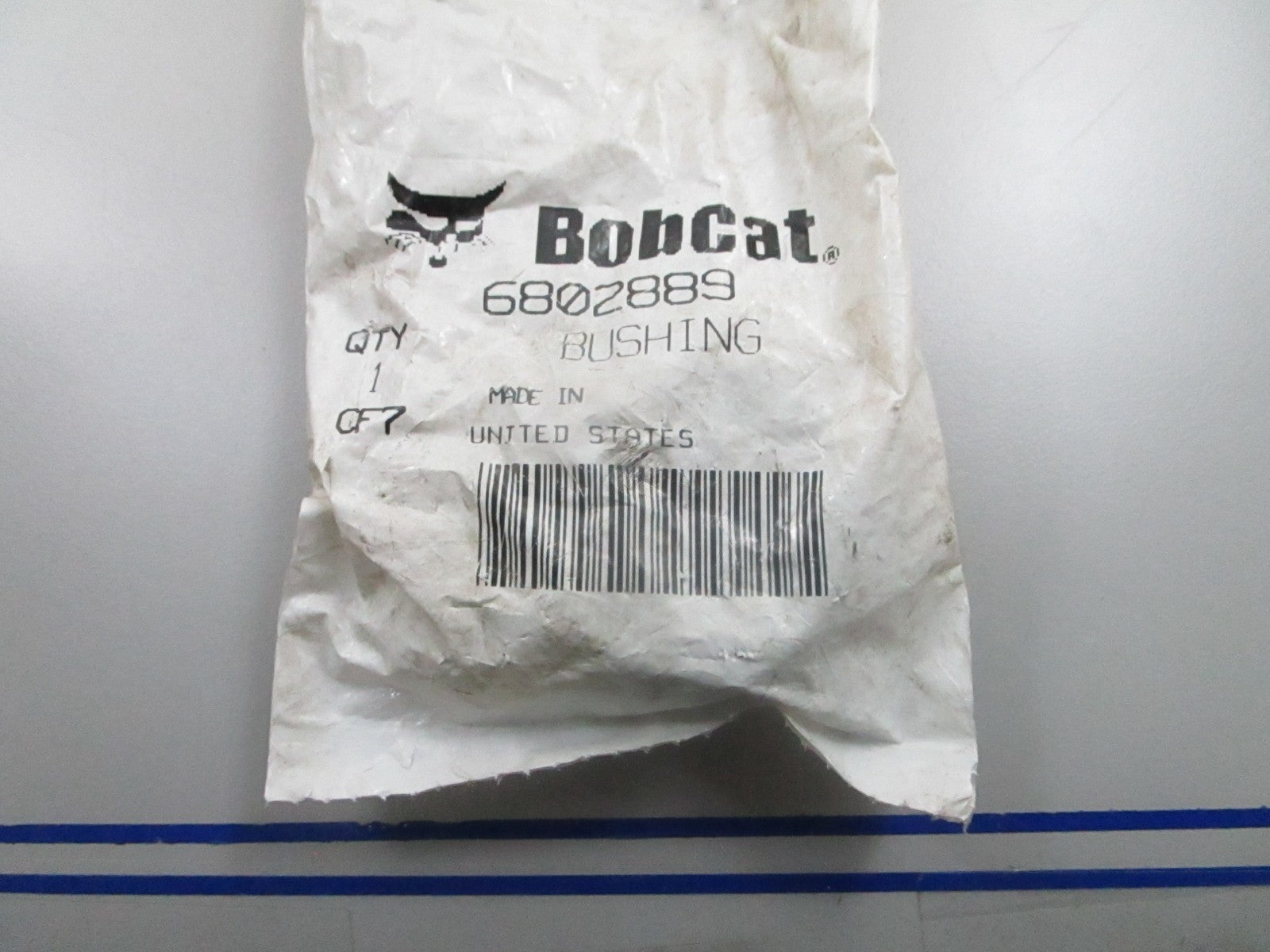 *NEW OEM* 0810 Bobcat Bushing 6802889