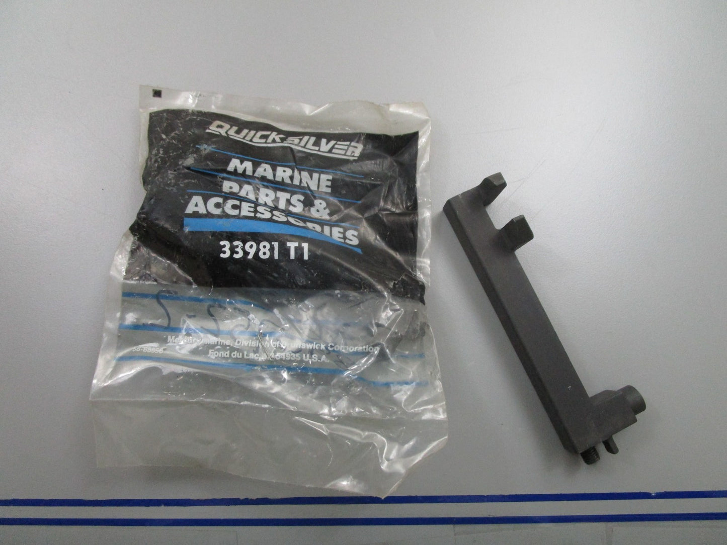 *NEW OEM* (LOT OF 2) 0810 Mercury Quicksilver Shift Slide 33981T1