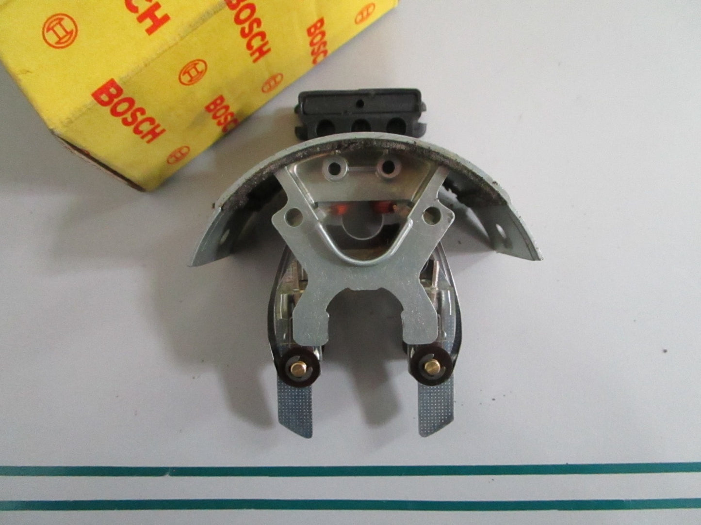 NEW OEM 0001580119 1230090009 Mercedes-Benz Bosch Trigger Contacts 0820