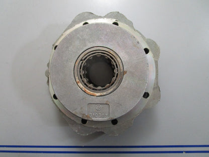 *NEW OEM* 0820 OMC Johnson Evinrude Bearing Housing 379477 379477