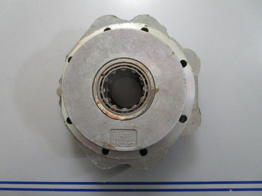 *NEW OEM* 0820 OMC Johnson Evinrude Bearing Housing 379477 379477