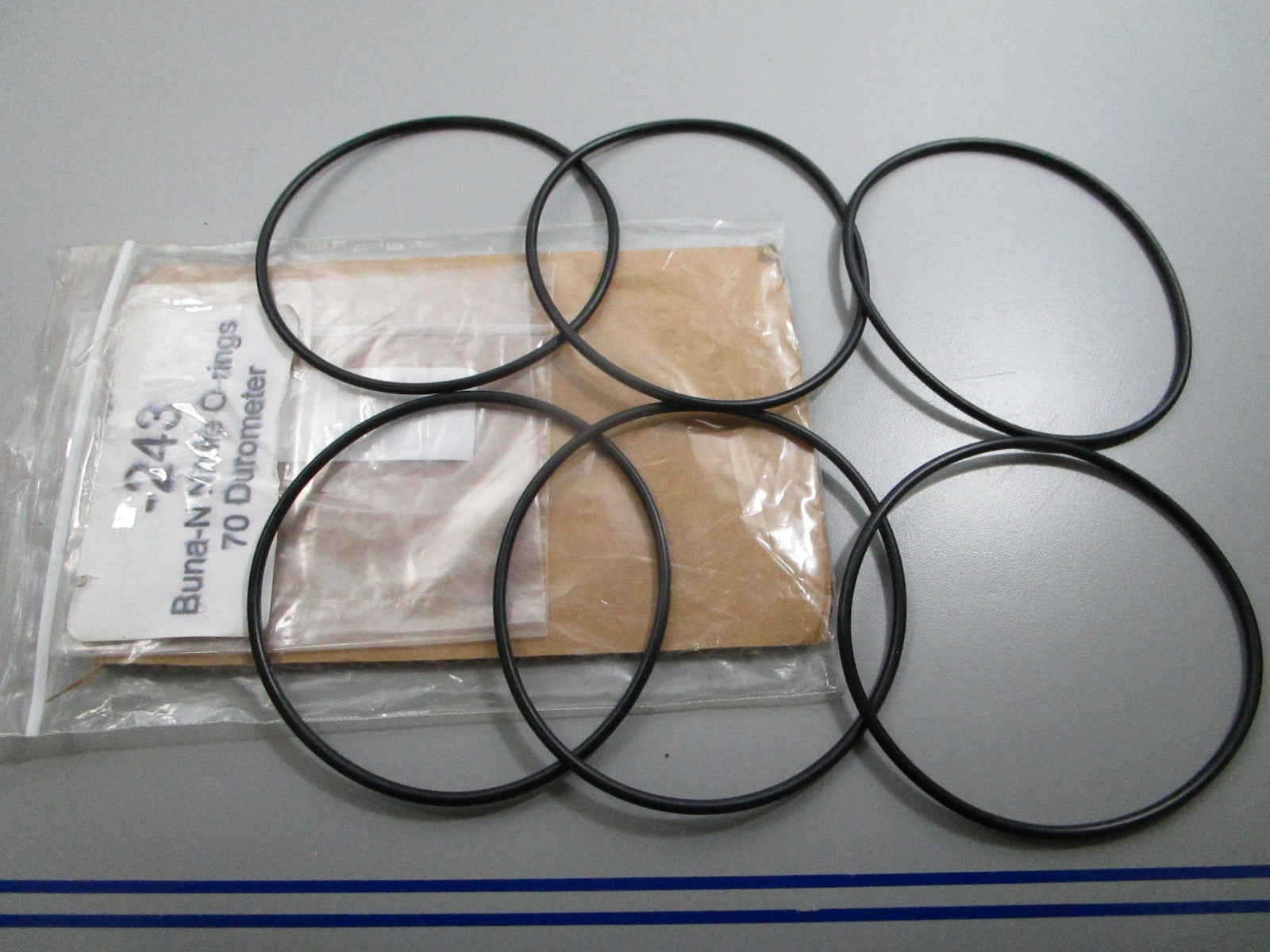 *NEW* (LOT OF 6) 0810 Buna-N Nitrile O-Ring -243