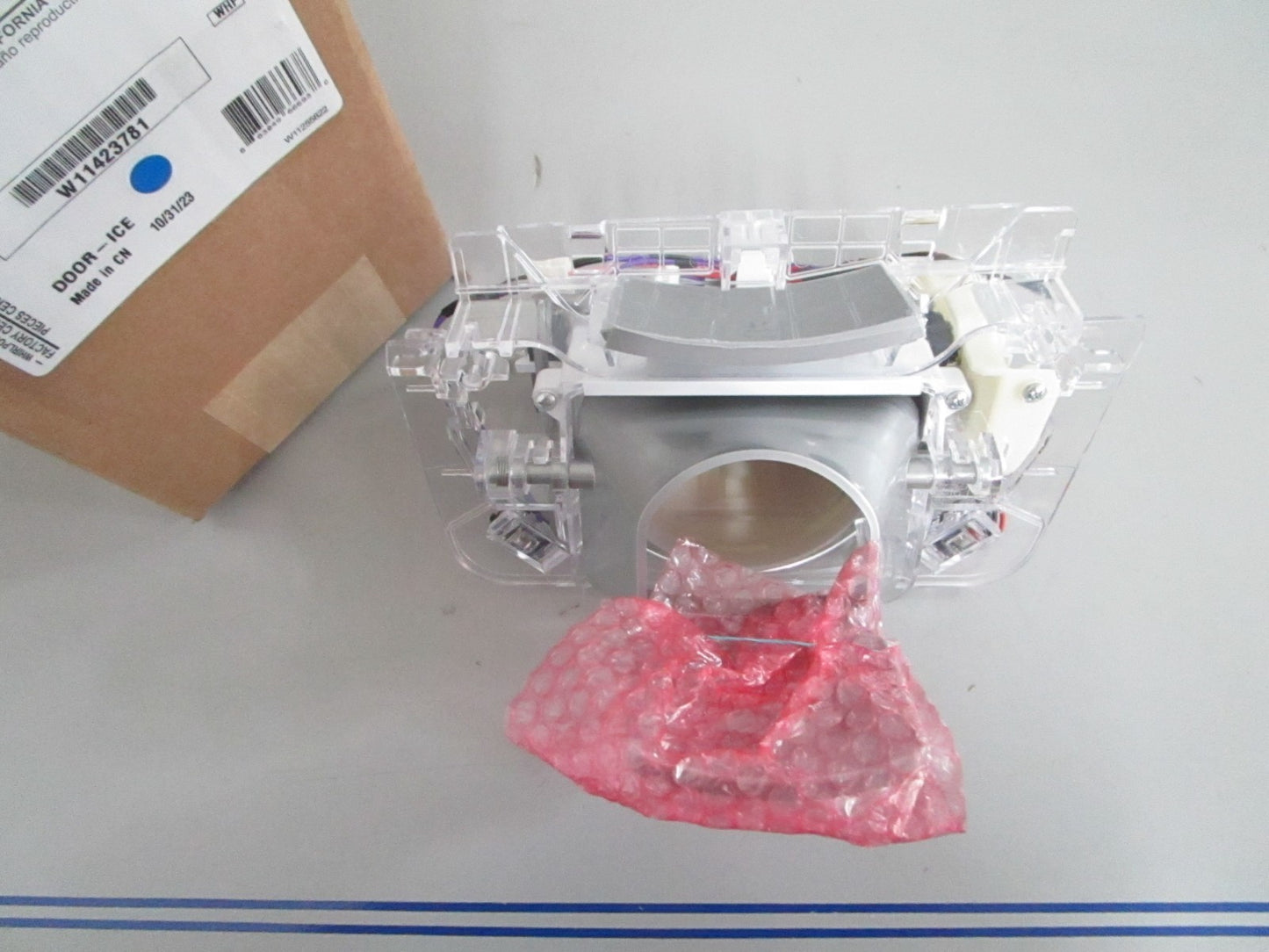 *NEW OEM* 0820 Whirlpool Ice Door W11423781