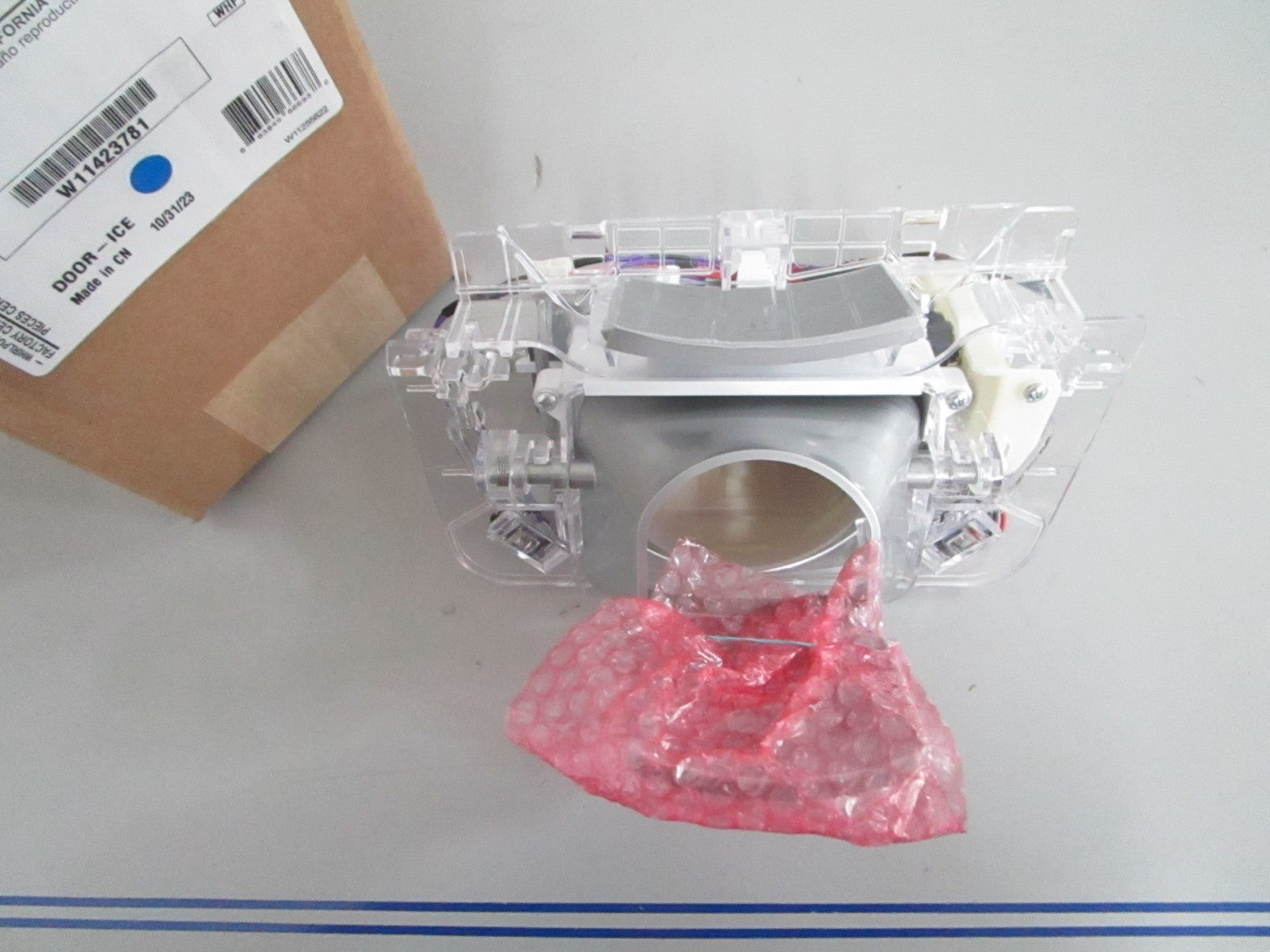 *NEW OEM* 0820 Whirlpool Ice Door W11423781