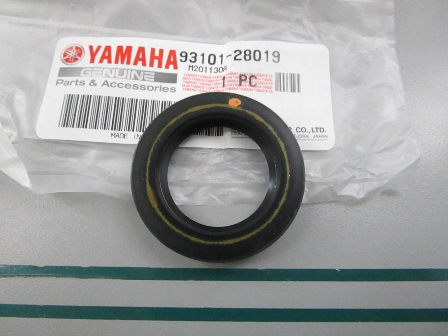 NEW OEM 93101-28019-00 Yamaha Oil Seal 0810