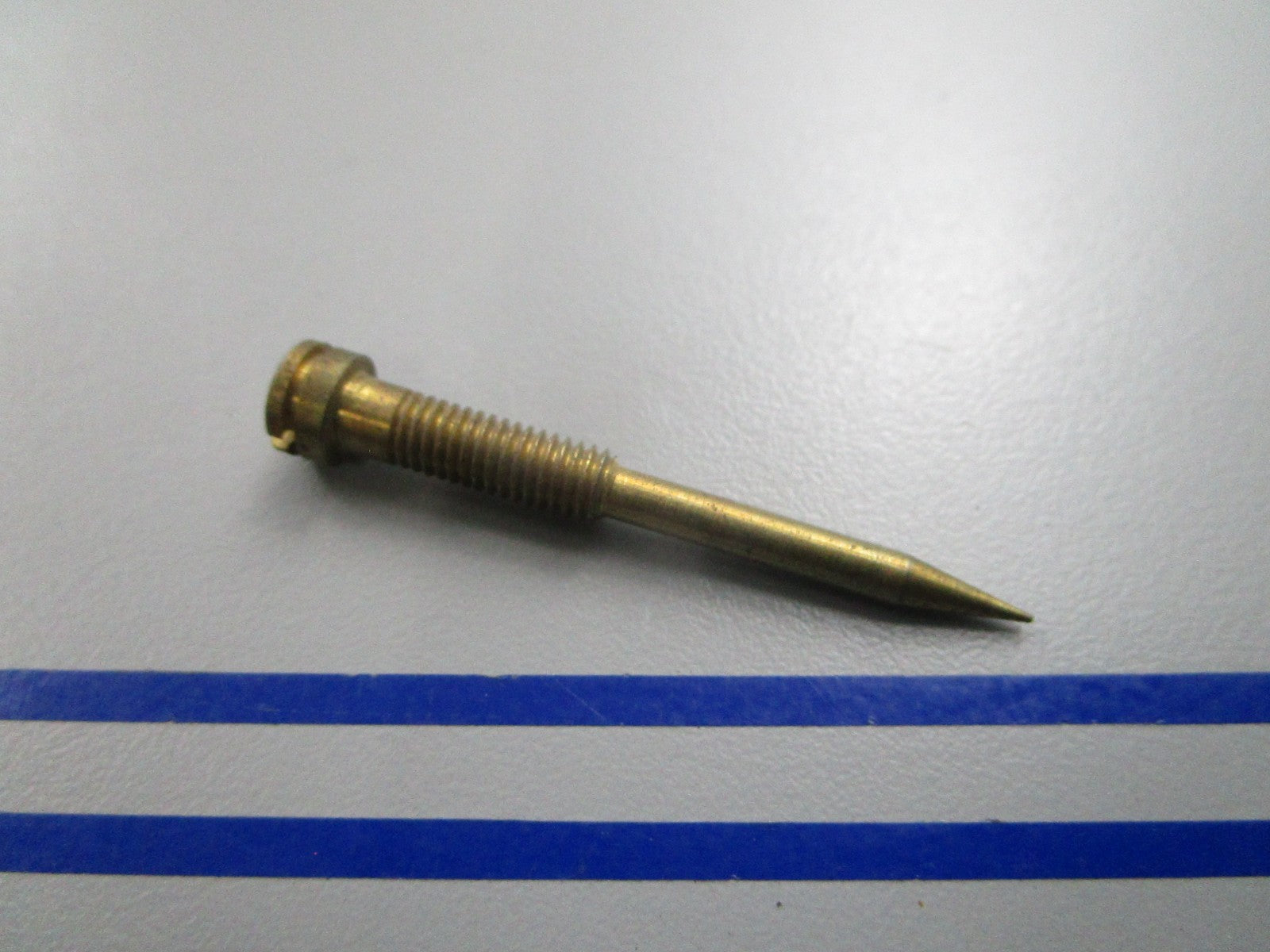 NEW OEM F013946 Mercury Force Needle 0810