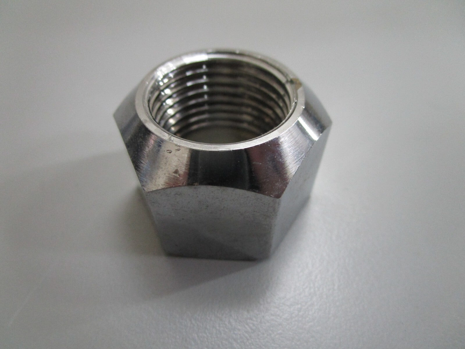 *NEW OEM* 0810 Volvo Penta Propeller Nut 3851341