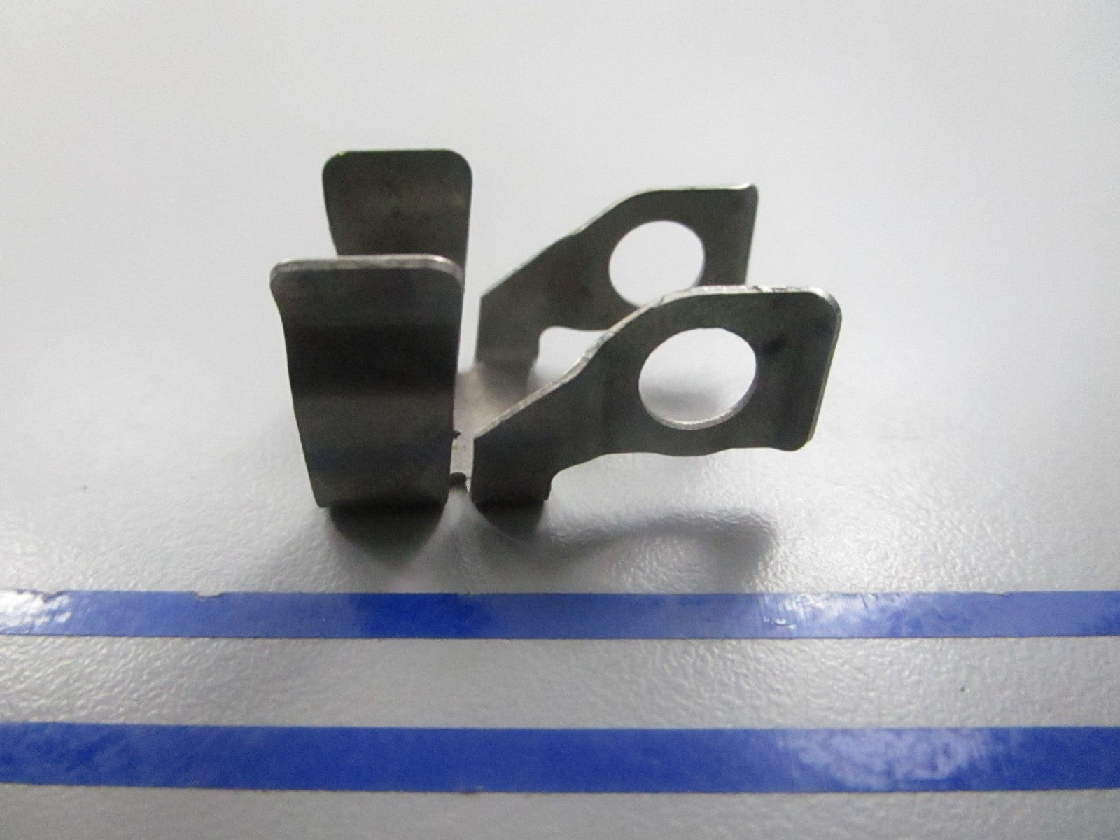 NEW OEM 310729 0310729 OMC Johnson Evinrude Spring Clip 0810