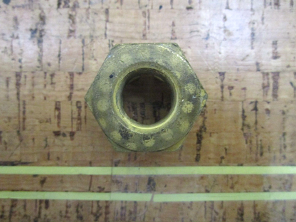 *NEW OEM* 0750 OMC Johnson Evinrude PROPELLER NUT 320569 0320569