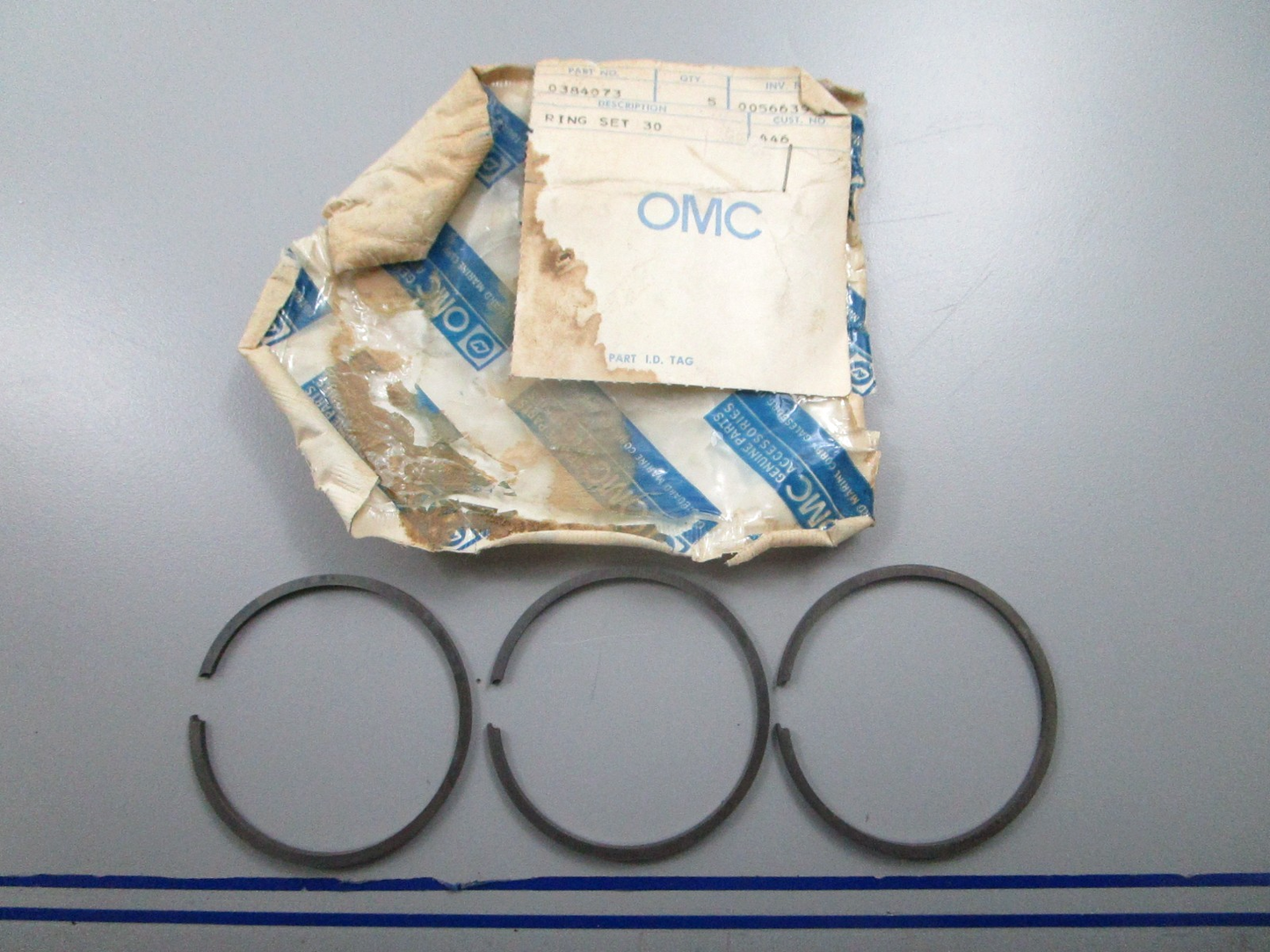 *NEW OEM* 0810 OMC Johnson Evinrude 3 Piston Ring Set 384073 0384073