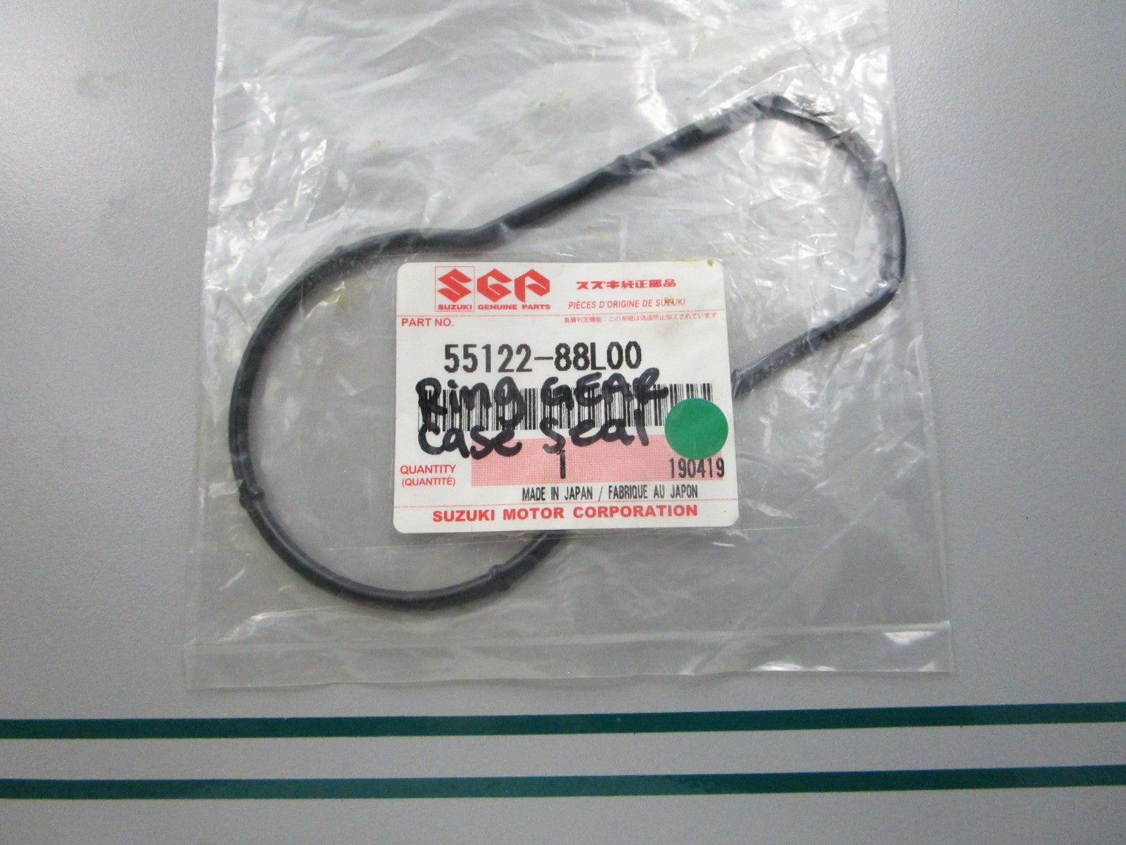 NEW OEM 55122-88L00 Suzuki Ring Gear Case Seal 0810