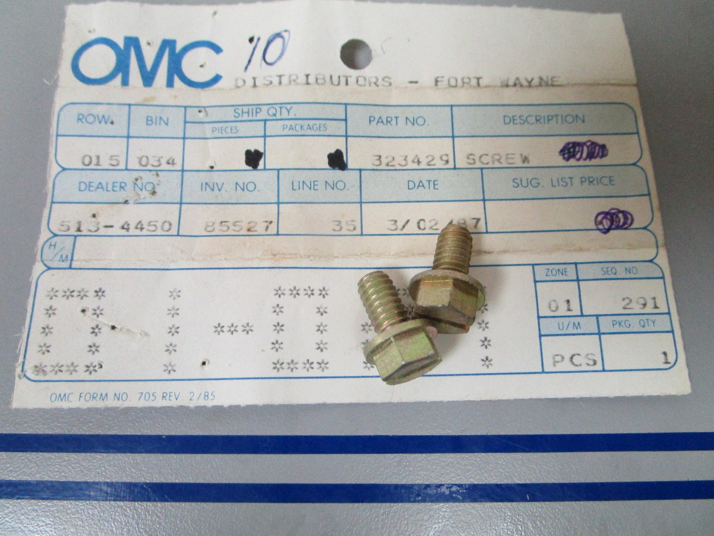 NEW OEM (LOT OF 2) 323429 0323429 OMC Johnson Evinrude Screw 0810