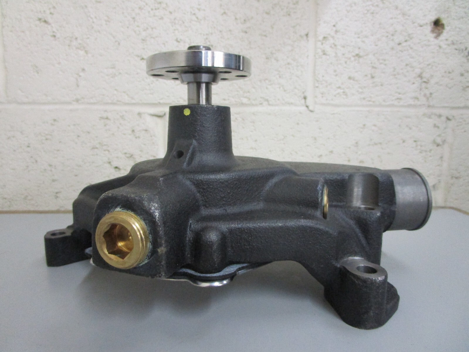*NEW OEM* 0820 Mercury Quicksilver Water Pump Assy 8M0113734