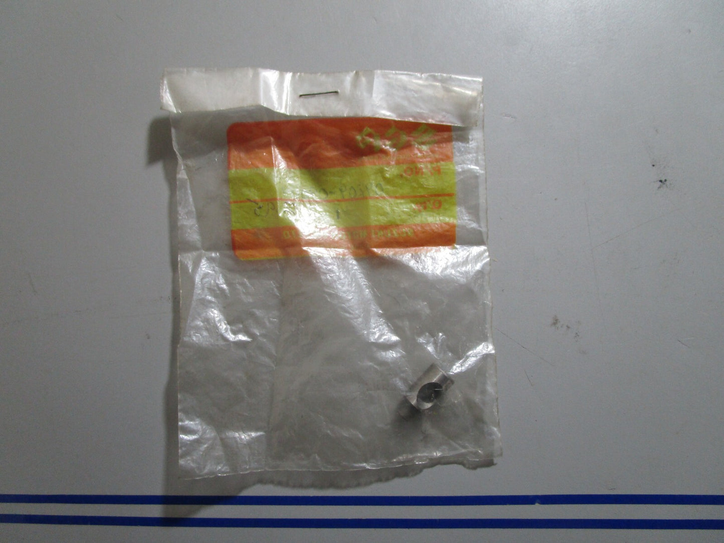 *NEW OEM* 0810 Suzuki Pin 09209-09004