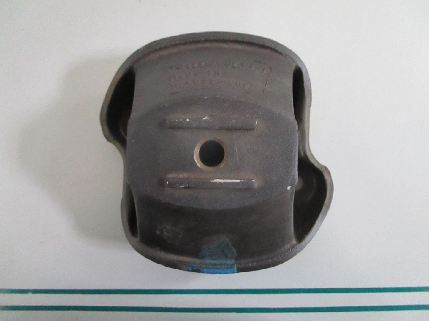 NEW OEM 1152410813 Mercedes-Benz Engine Mount 0820