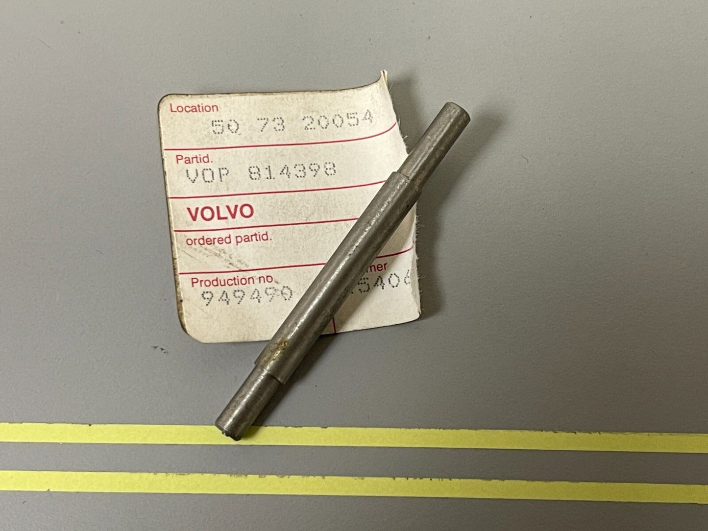 *NEW OEM* 0810 Volvo Penta Shaft 814398