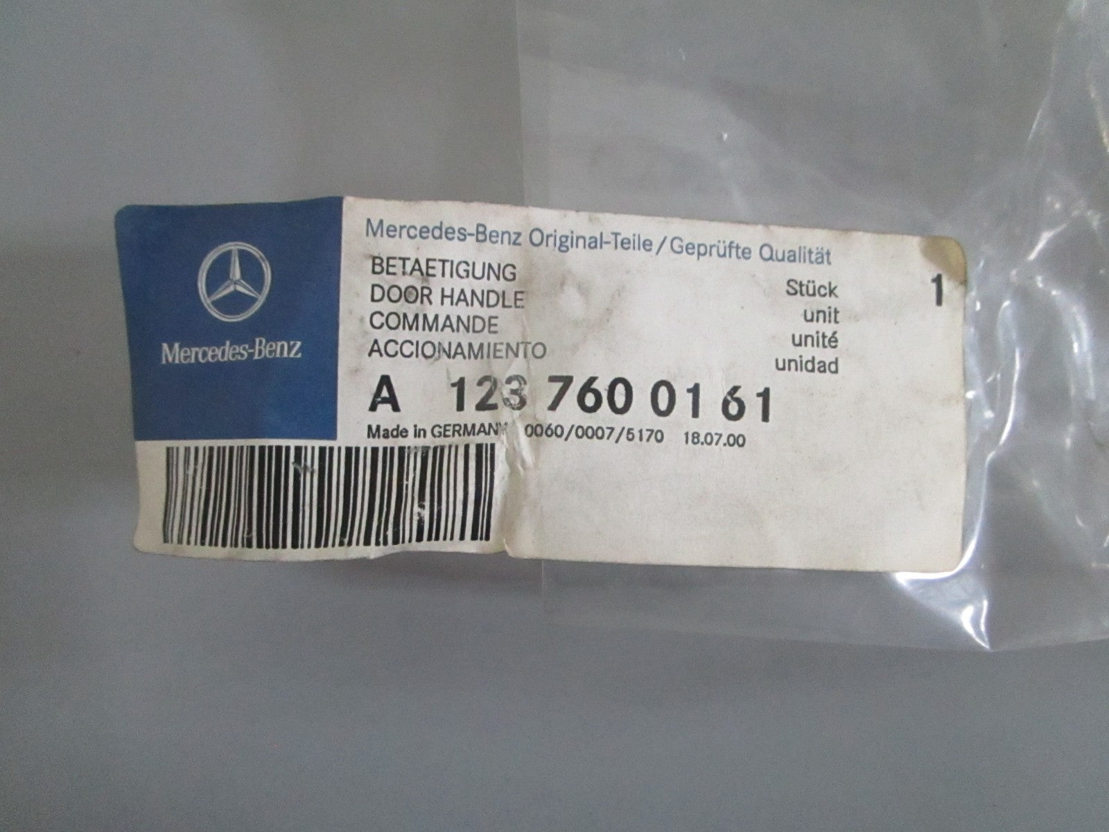 NEW OEM A1237600161 Bosch Door Handle 0820
