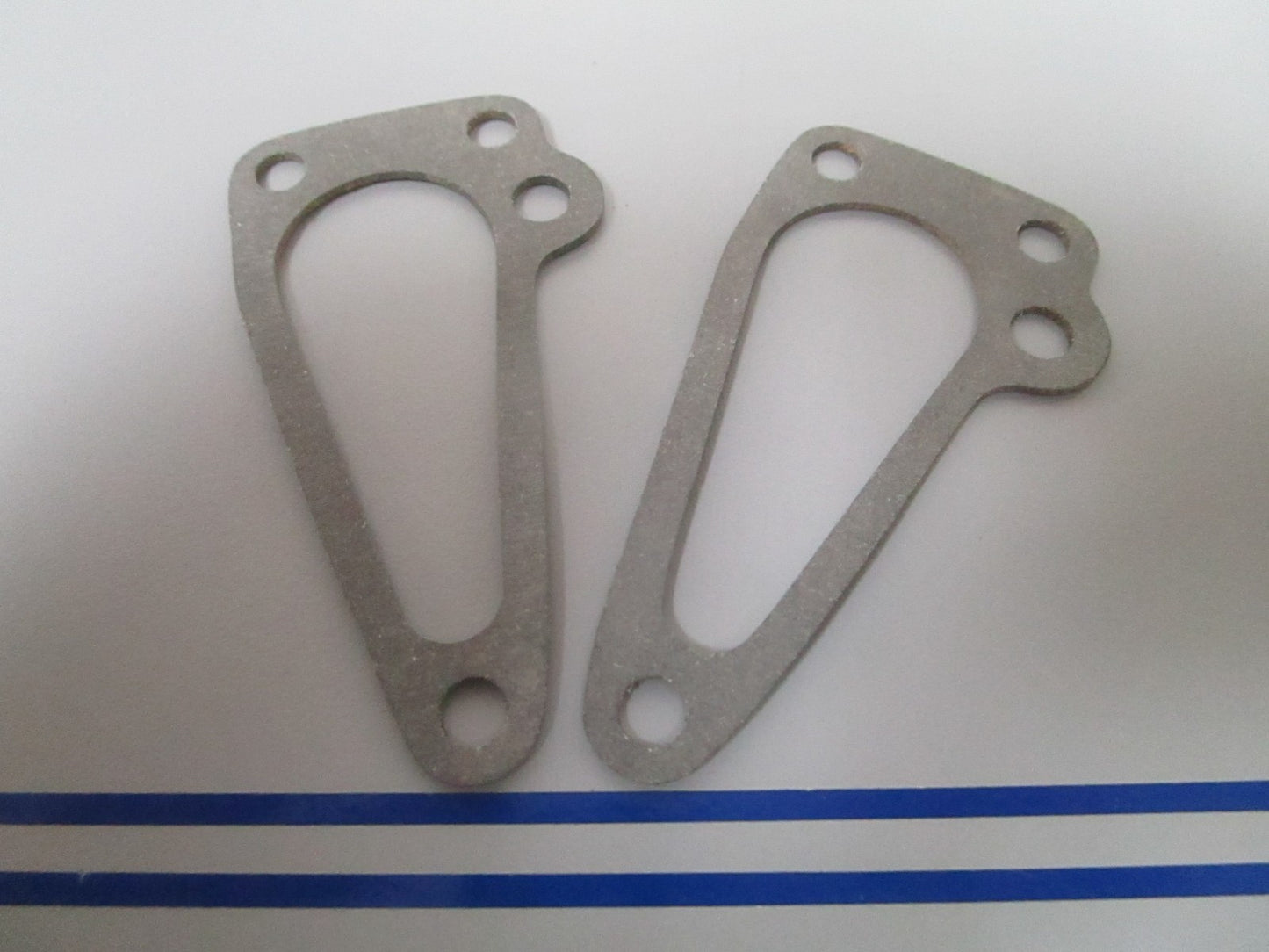 NEW OEM (LOT OF 2) 306161 0306161 OMC Johnson Evinrude Thermostat Gasket 0810
