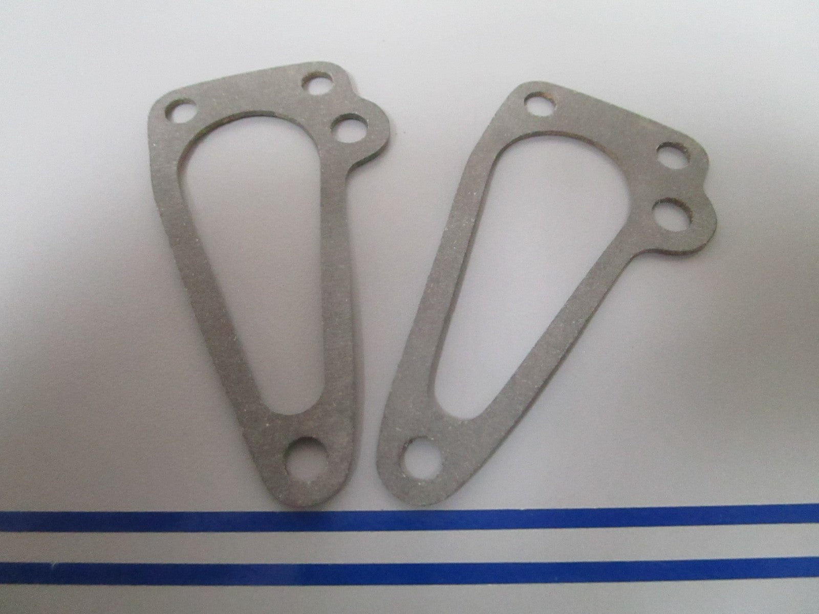 NEW OEM (LOT OF 2) 306161 0306161 OMC Johnson Evinrude Thermostat Gasket 0810