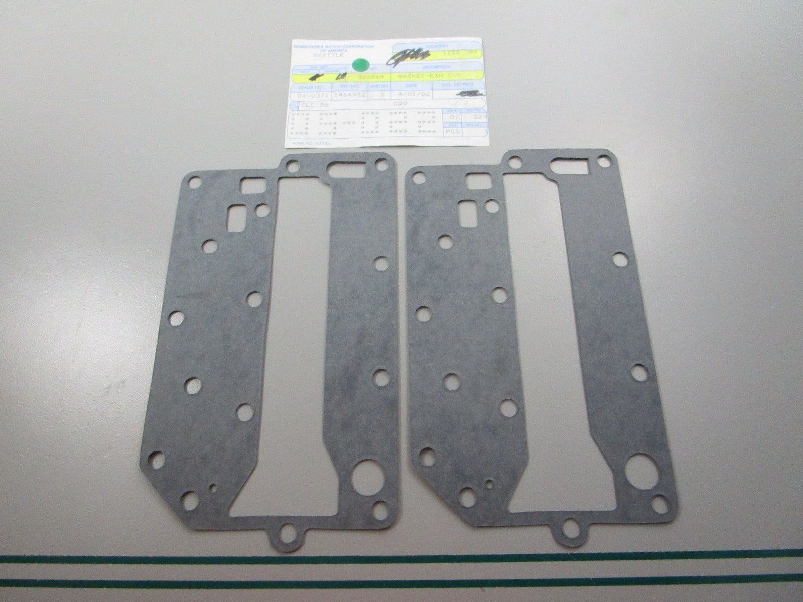 NEW OEM (LOT OF 2) 326264 0326264 OMC Johnson Evinrude Exhaust Cover Gasket 0810