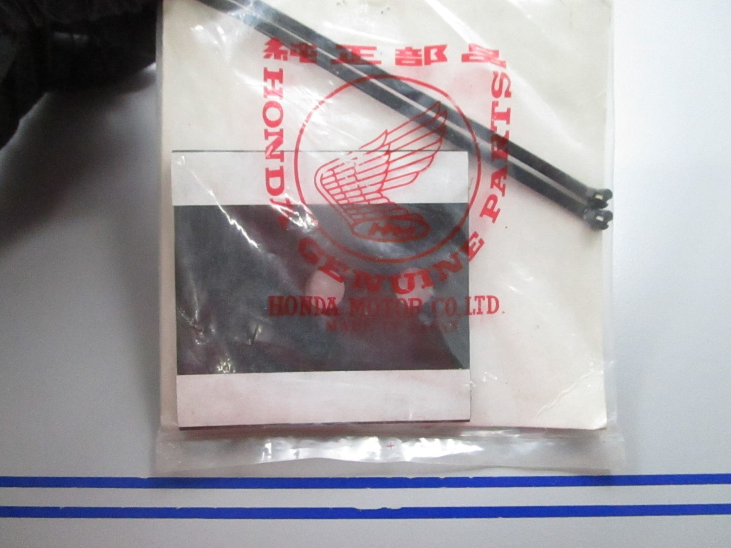 NEW OEM 50050-HC0-305 Honda Down Tube Rubber 0810