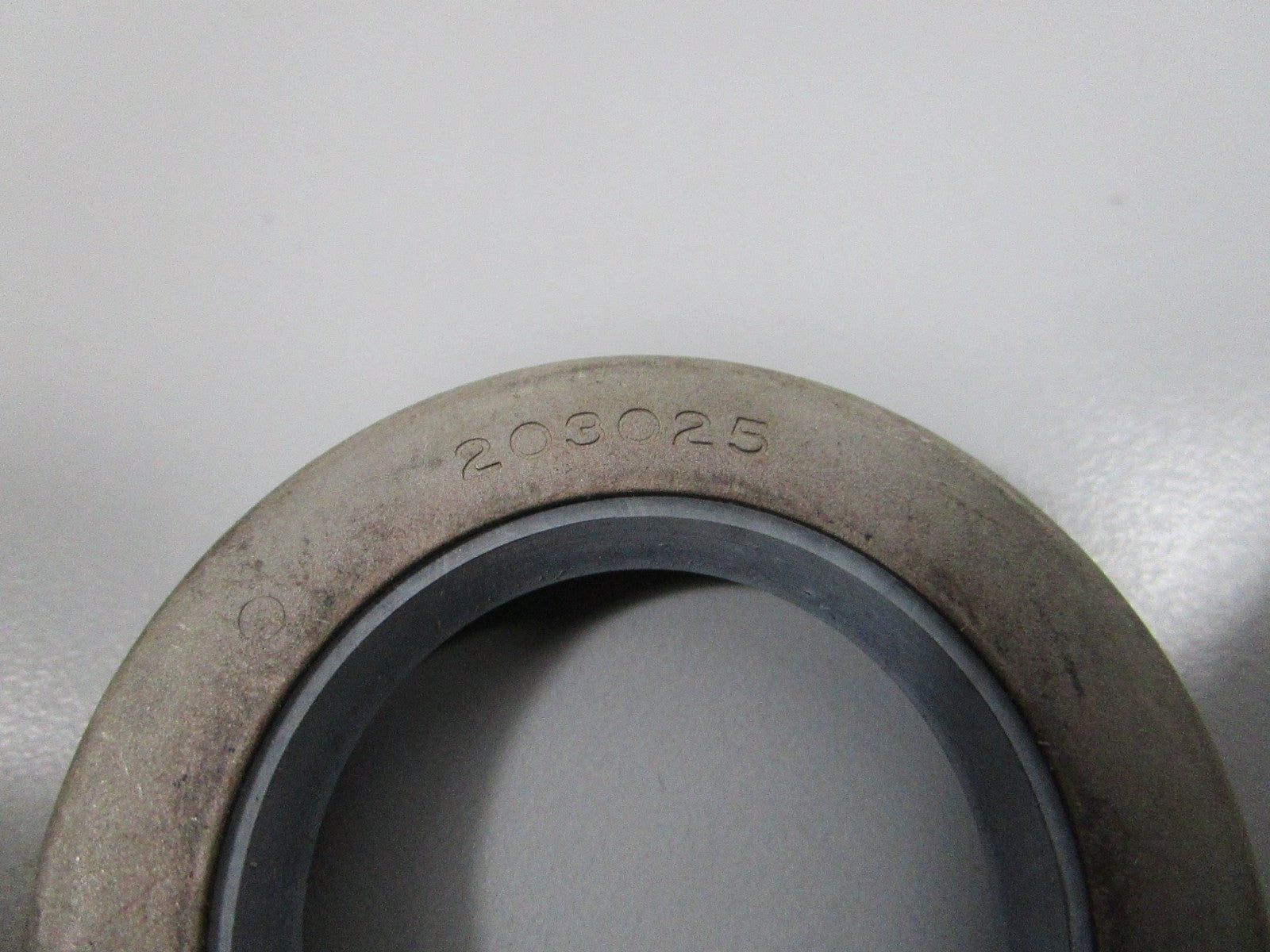 NEW OEM (LOT OF 4) 203025 National Oil Seal 0810