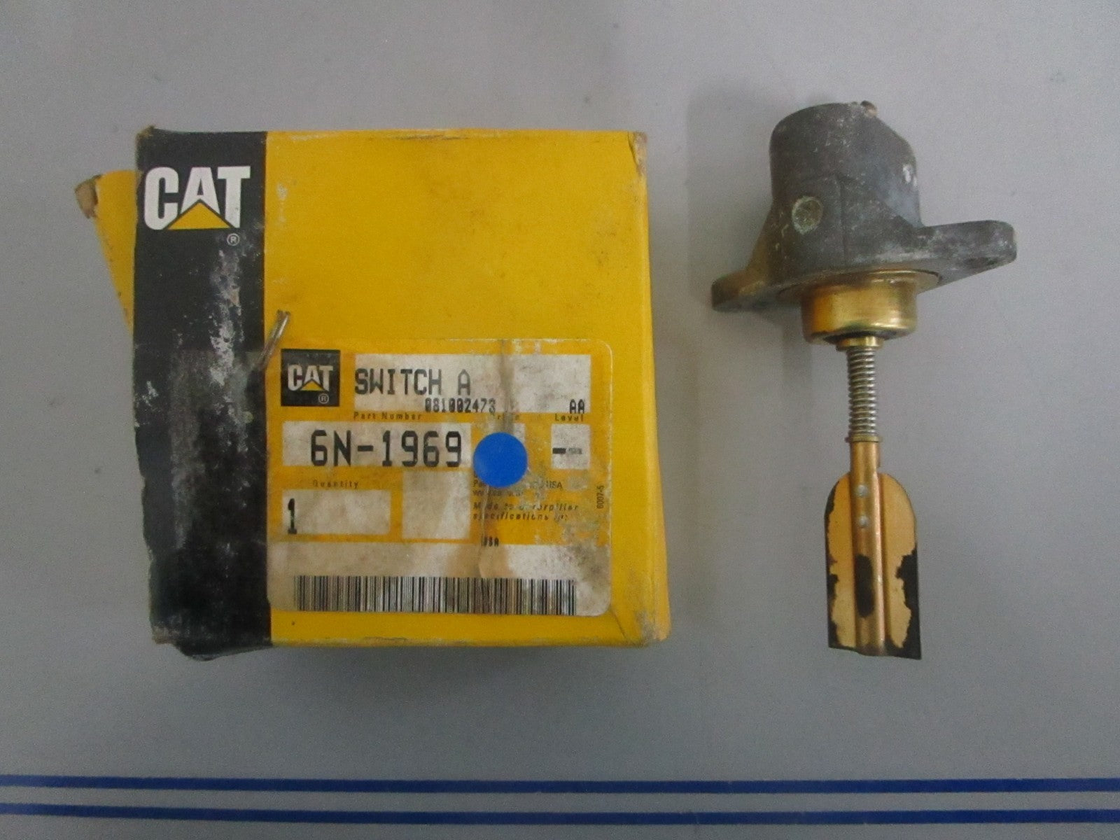 NEW OEM 6N-1969 CAT Switch A 0820