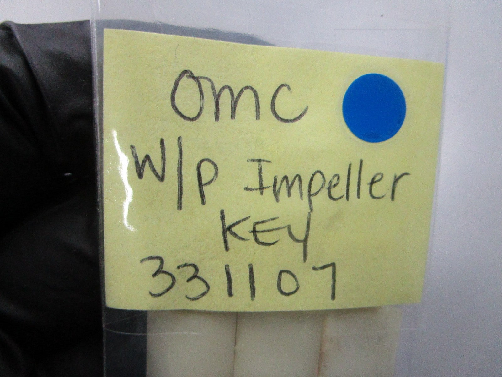 NEW OEM 331107 0331107 OMC Johnson Evinrude W/P Impeller Key 0810