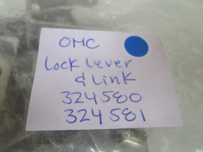 *NEW OEM* 0810 OMC Johnson Evinrude Lock Lever & Link 324580 324581