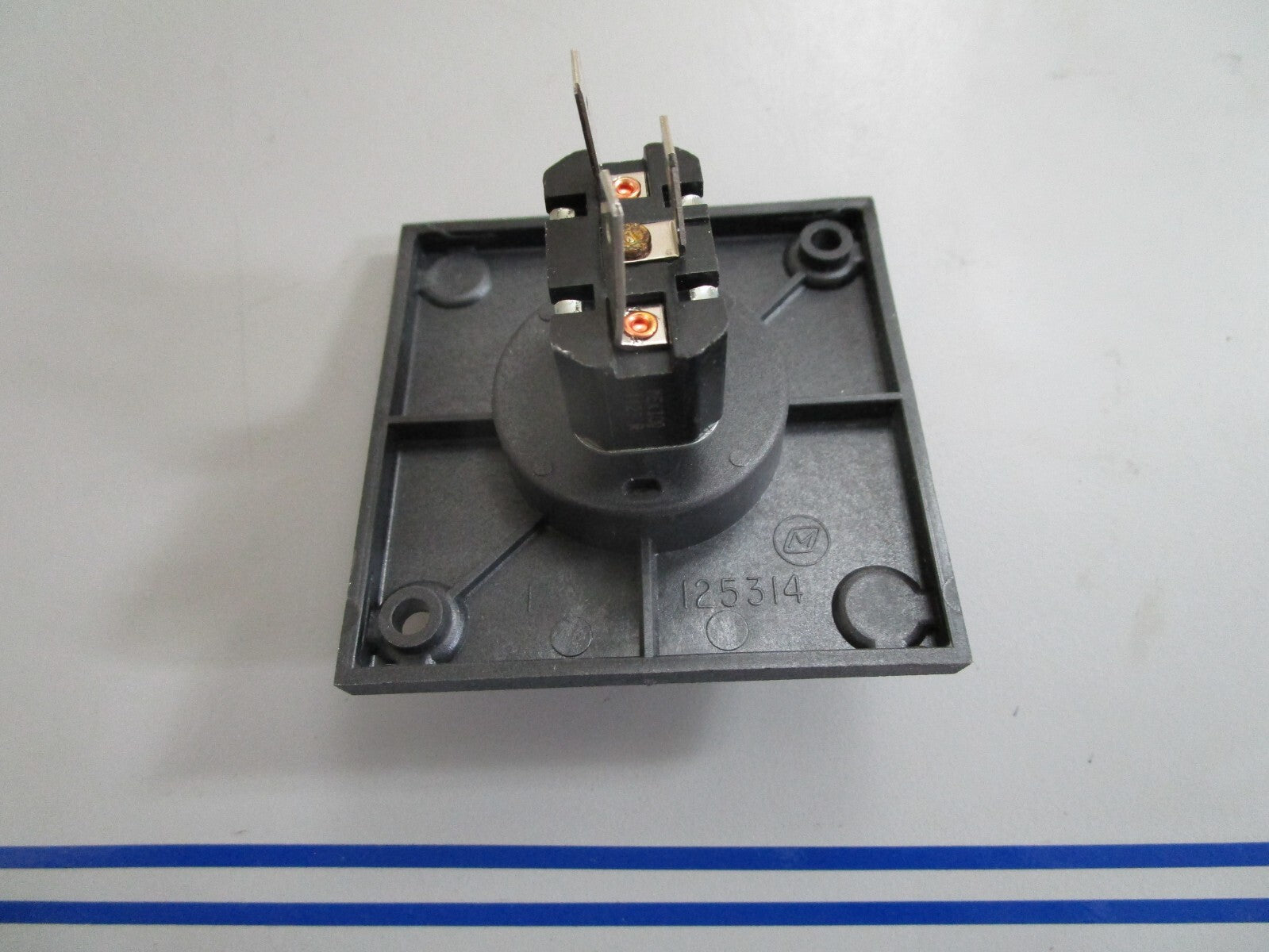 *NEW OEM* 0820 OMC Johnson Evinrude Switch & Bezel Ay 174652 0174652