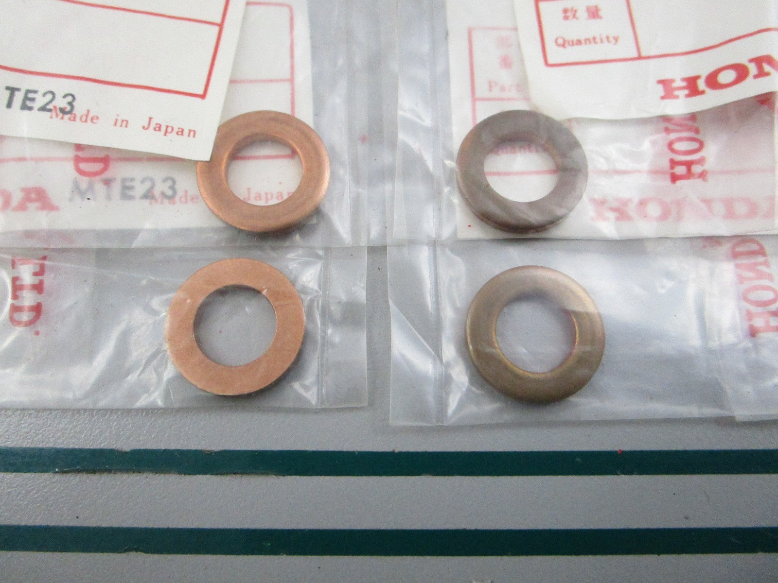 NEW OEM (LOT OF 4) 90403-413-010 Honda Washer 0810