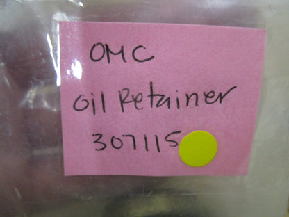 *NEW OEM* 0750 OMC Johnson Evinrude OIL RETAINER 307115 0307115