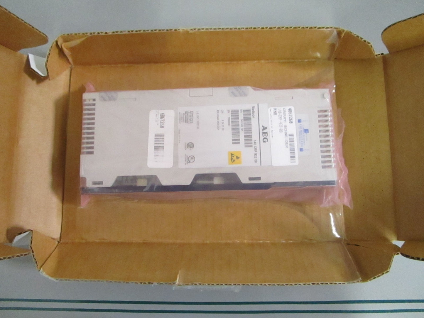 Schneider Modicon 140CRP93200 Quantum RIO Head-End Adaptor 2CH NEW OEM 0820