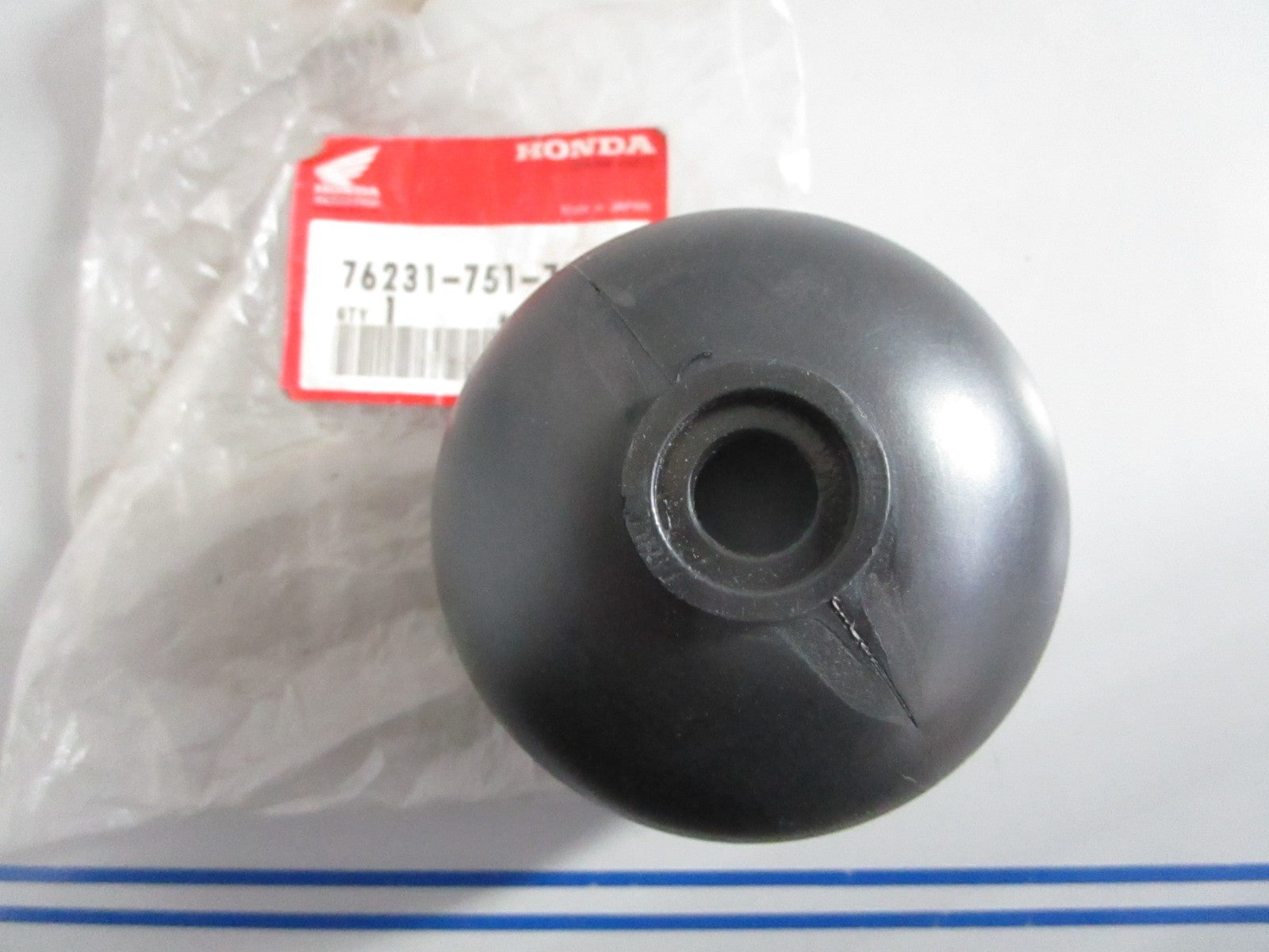 NEW OEM 76231-751-701 Honda Anti-Scalp Roller 0820