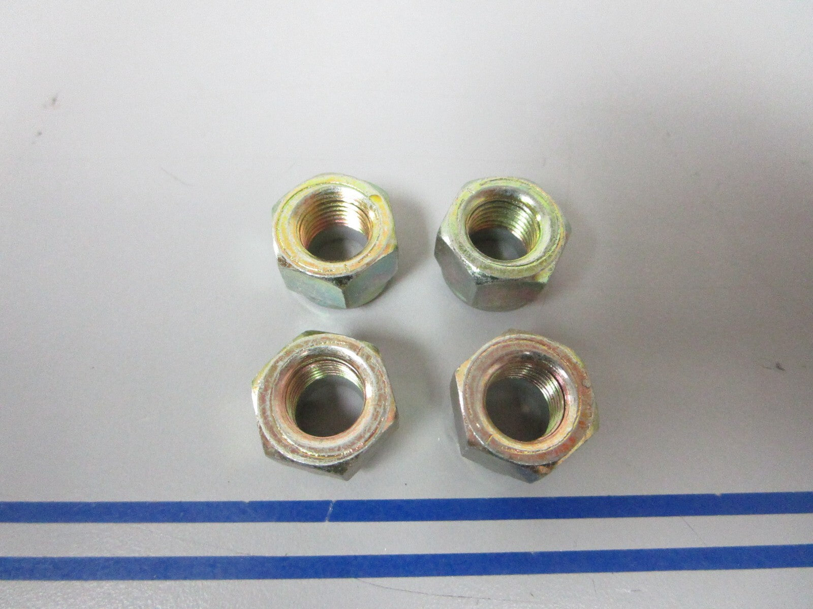 *NEW OEM* (LOT OF 4) 0810 Volvo Penta Lock Nut 950375