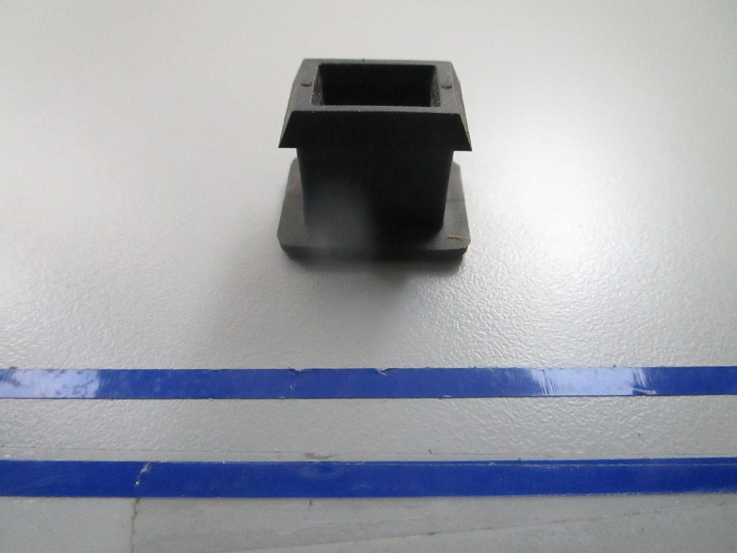 *NEW OEM* 0810 Mercury Quicksilver Bushing 8M0047187