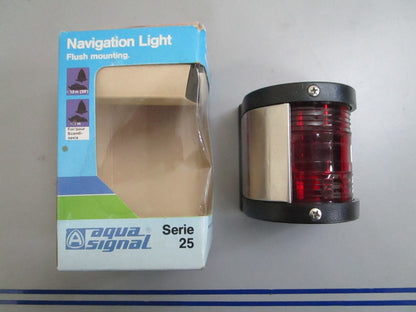 *NEW* 0820 Aqua Signal 10W Port Side/Babord Navigation Light 351020