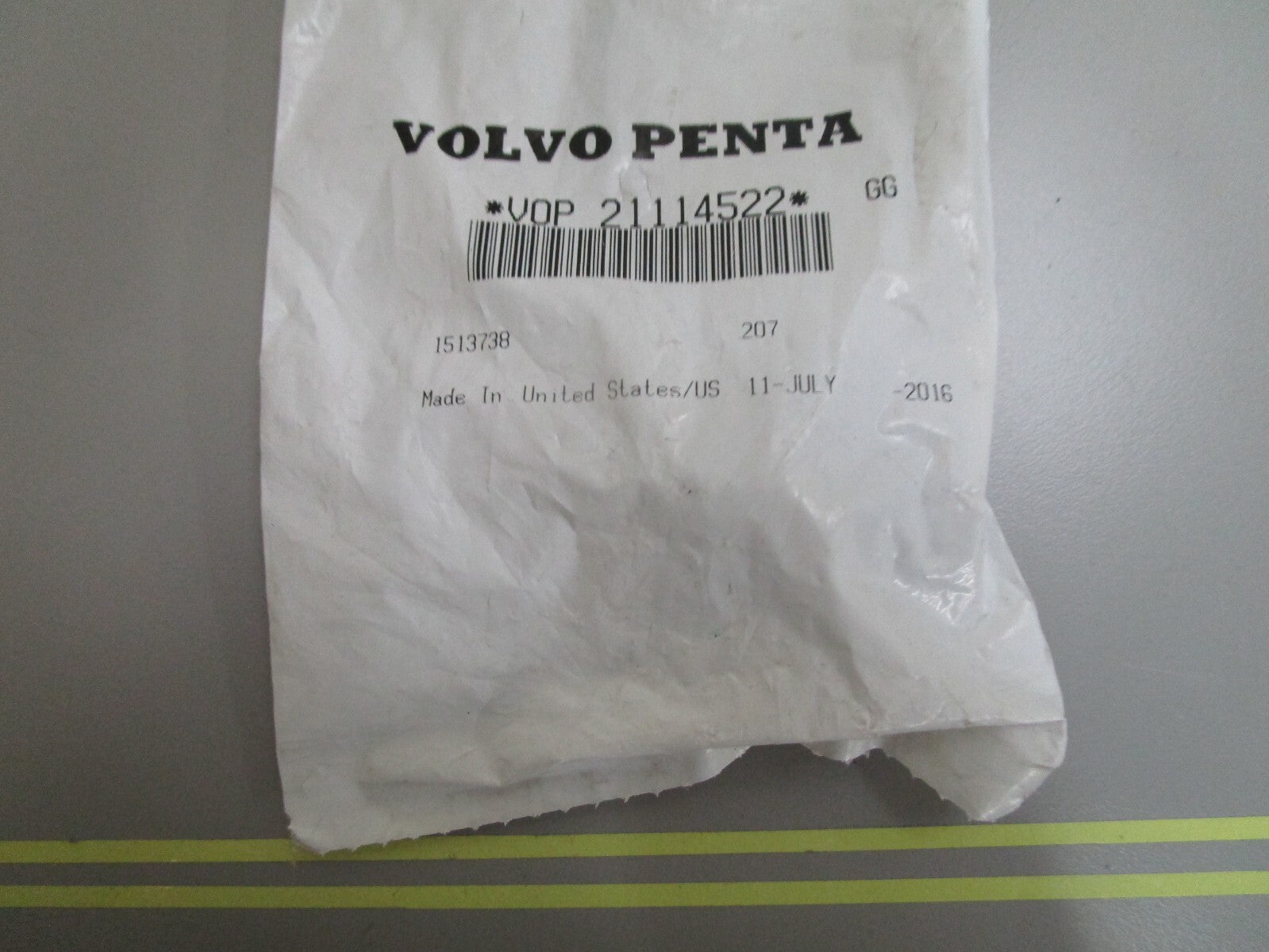 *NEW OEM* 0810 Volvo Penta Drain Plug 21114522