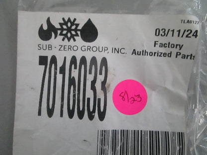 NEW OEM 7016033 Sub-Zero Top Door Hinge Assy 0820